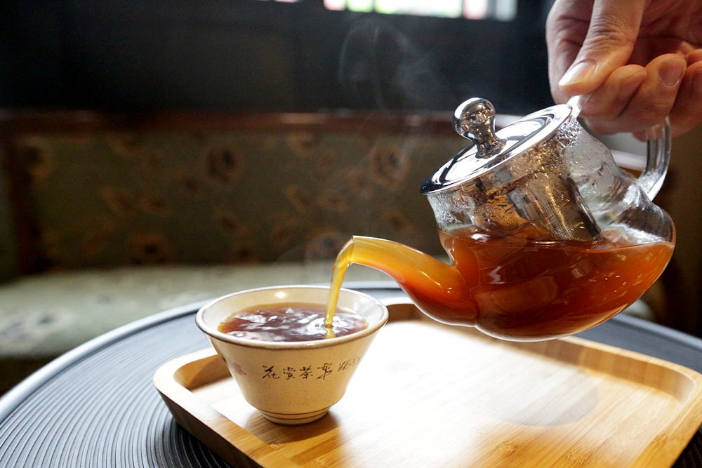 亨利貞咖啡上海灘懷舊洋樓咖啡館 誰說咖啡只能和美酒在一起 清香茶韻讓咖啡滋味更豐富