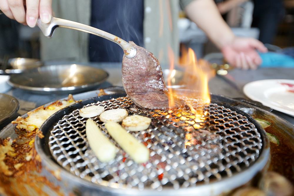 台中燒肉 KAKO燒肉 公益路大口吃肉好選擇 單品買一送一 套餐第二客半價