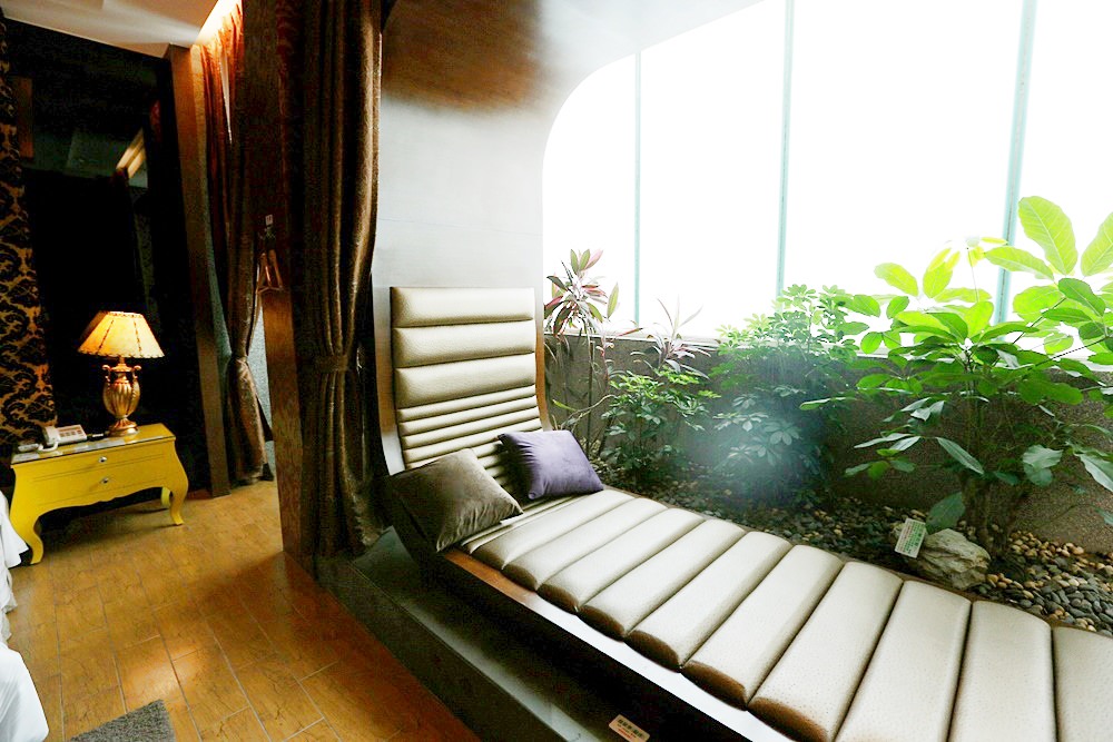 彰化汽車旅館推薦 彰化桂冠精品旅館 間間都有綠色植物 會呼吸的旅館 三星級最高認證
