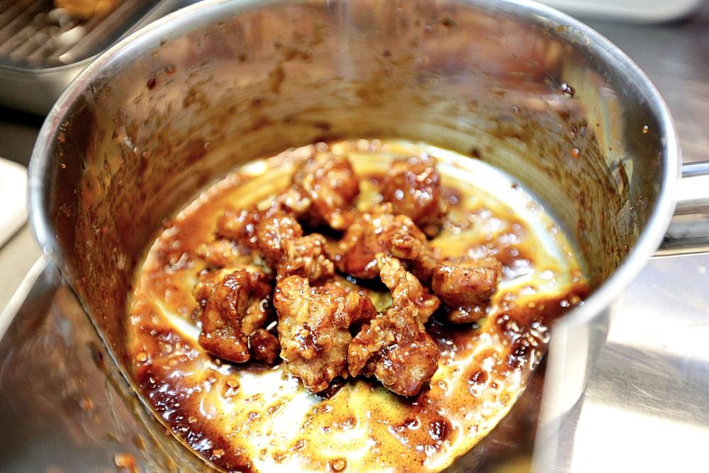 崔炸雞 韓式炸雞銅板美食 釜山人的家鄉味炸雞 四種醬料口味變化多
