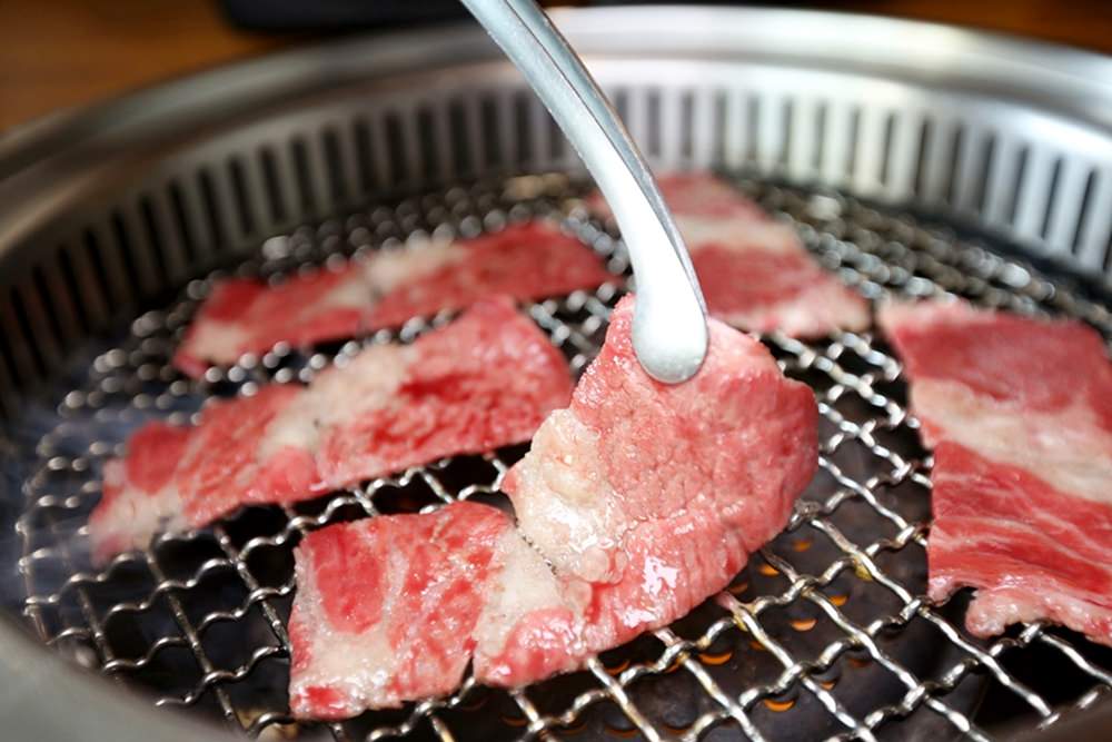 香香燒肉工坊 豐原燒肉吃到飽 極上牛舌霜降牛剝殼白蝦通通吃到飽