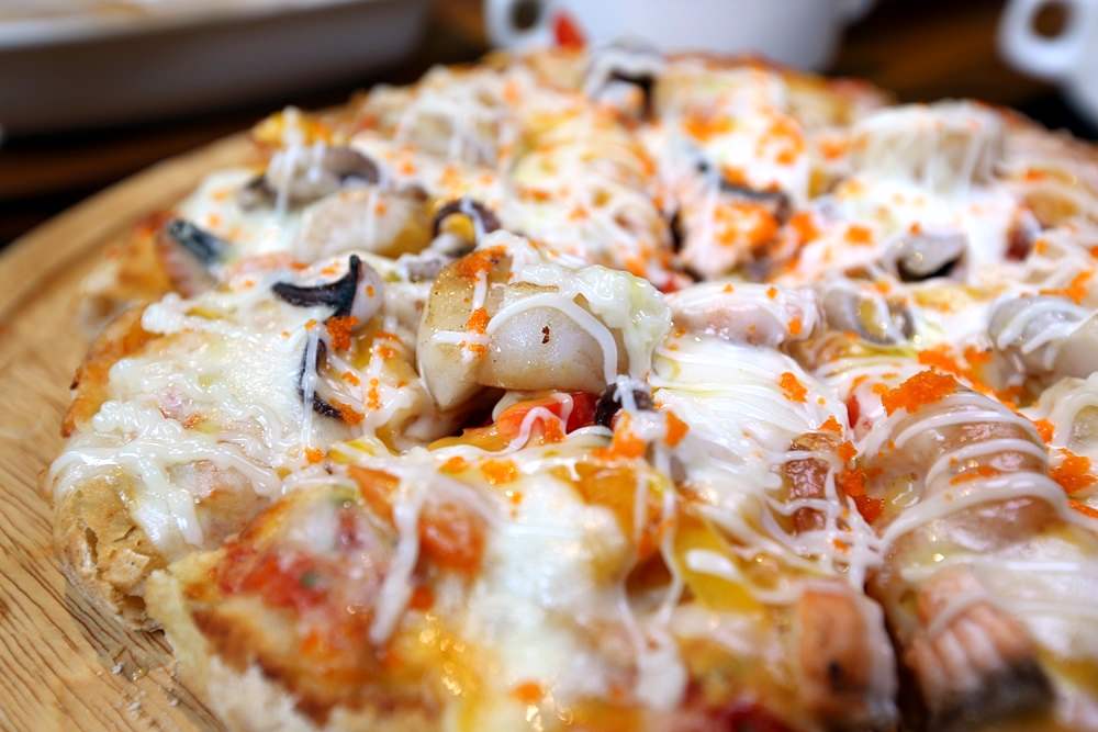 諾諾索 系金A！蛤蠣比義大利麵還多！ 滿滿蝦子干貝新品披薩限量上市 中友百貨周邊美食