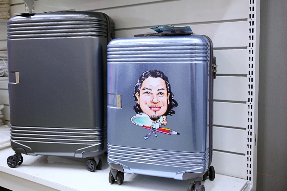 客製化行李箱印製-UV直噴機