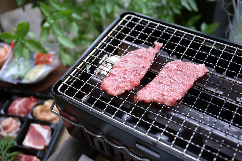 山鯨燒肉 超美九宮格燒肉 陽台烤肉趴吃起來！
