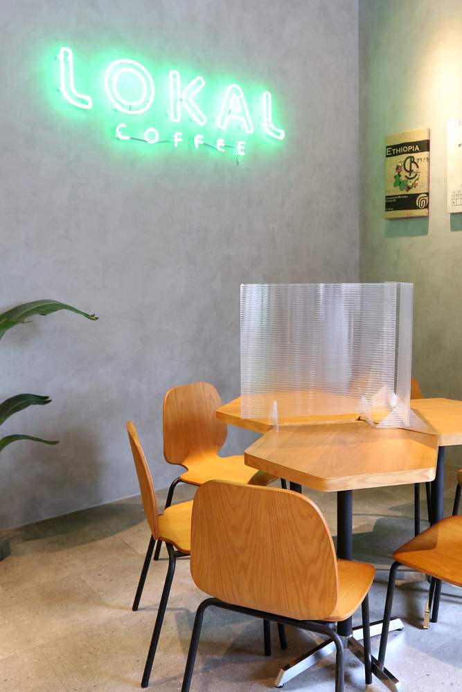 樂卡咖啡崇德店 全台首間低卡輕食餐盒得來速 線上點餐車道取餐好方便 Lokal Coffee