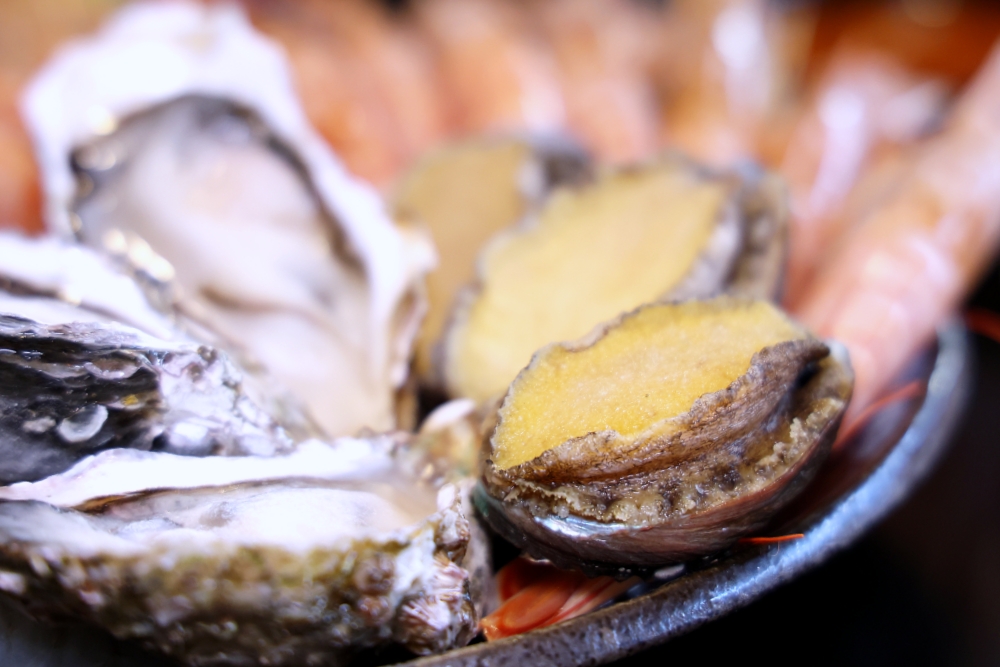 豐原石頭火鍋 火烤二吃超過150種好料 生魚片、哈根達斯全都吃到飽 豐原吃到飽餐廳