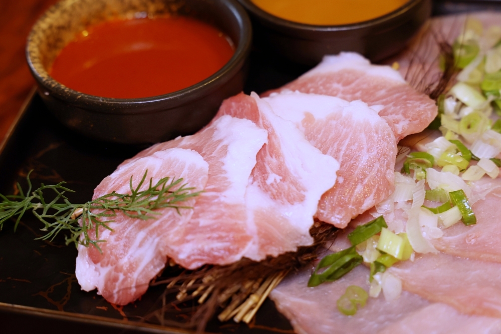 本藏燒肉 台中海線也有燒肉吃到飽！日系居酒屋風燒烤店就在大甲鎮瀾宮旁