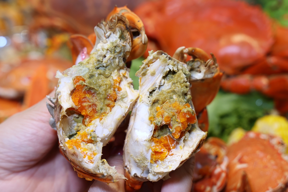 阿布潘水產 | 台中最多種類「活秋蟹」，輕鬆料理奢華螃蟹大餐，漁船新鮮直送，肥美優惠價一次飽嚐！