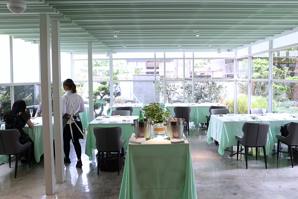 Lafete 法月 | 隱身國美館旁，日式老宅與玻璃屋的法式餐廳，約會餐廳推薦！