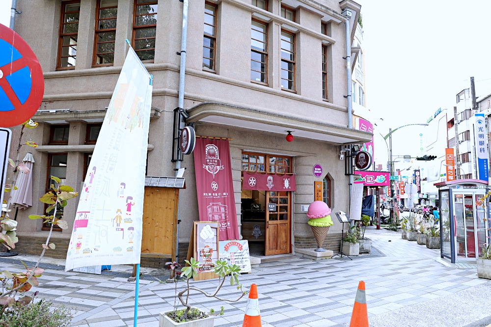 老雪花齋 | 台中百年餅店的雪花餅就是綠豆椪，蒜蓉餅甜蓬鬆必買豐原伴手禮