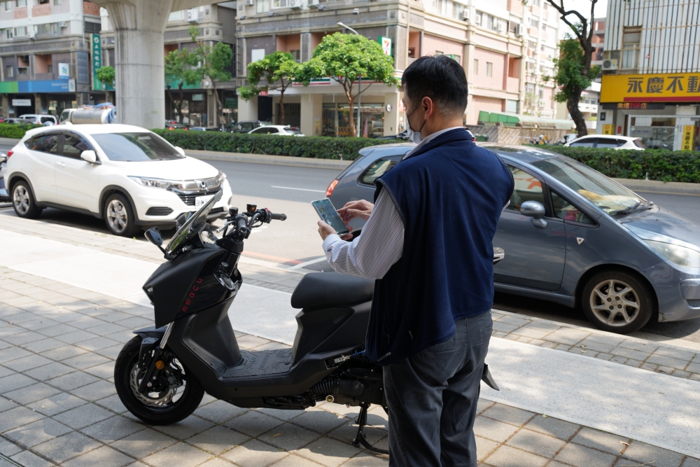 imoto 誼騰動力 | 跟鑰匙說掰掰！用手機、指紋就能開啟機車電門、車箱、油箱蓋，升級智能機車，提供到府安裝服務