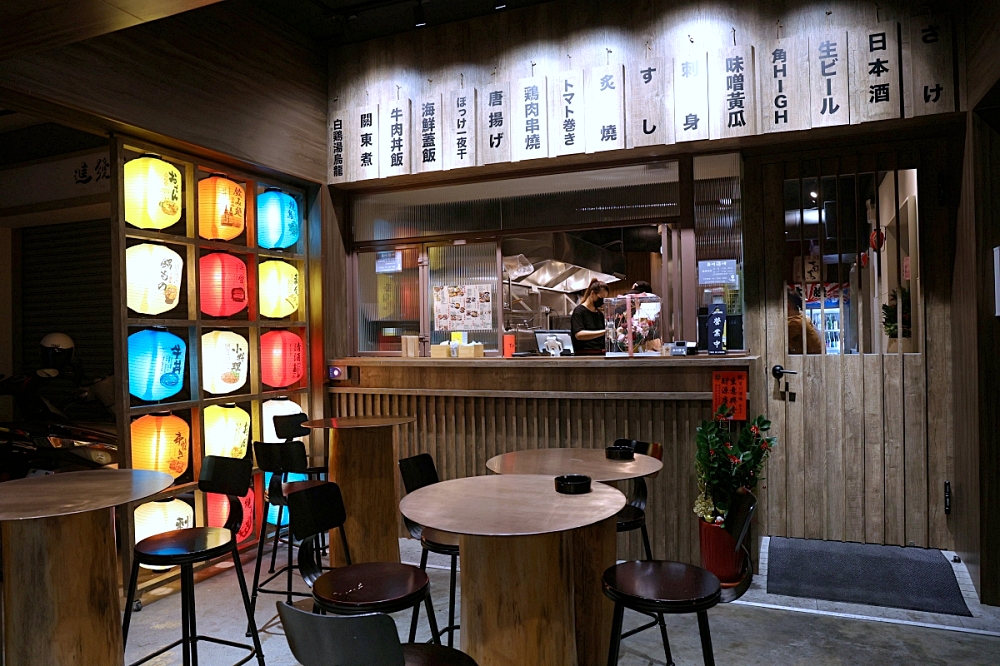 百川酒場 | 海鮮丼飯、暢快生啤，還有立體彩繪打卡牆，草悟道居酒屋推薦