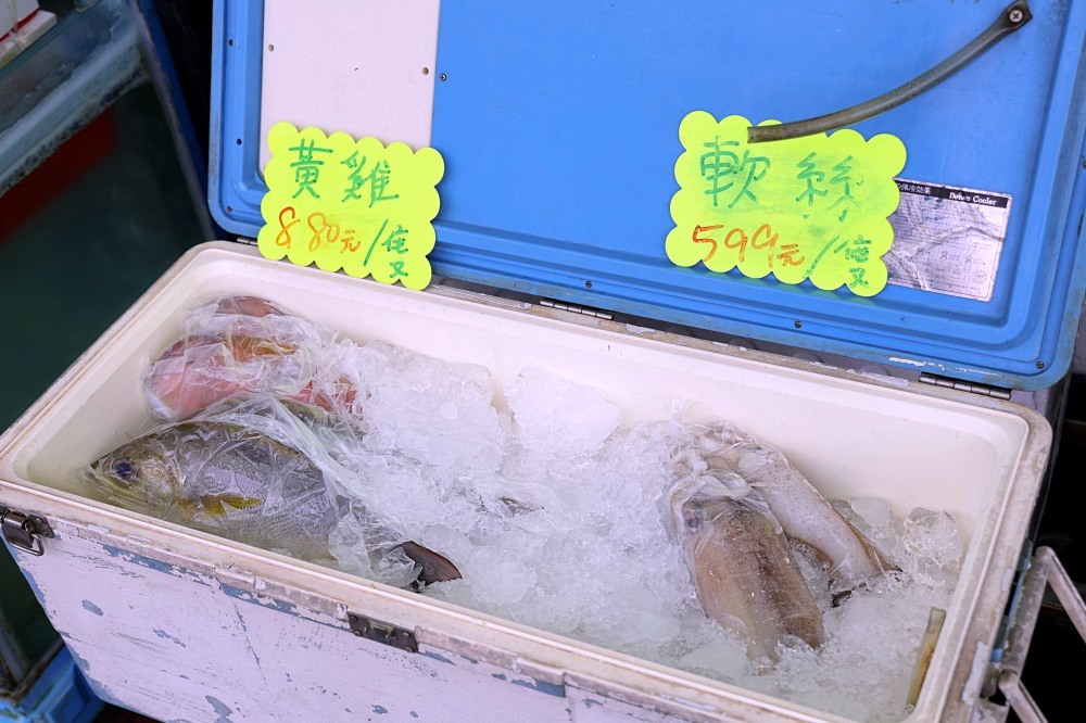 鮮滿樓海鮮料理｜有自家漁船的野柳海鮮餐廳，價格公開有包廂，萬里蟹餐廳吃這1間