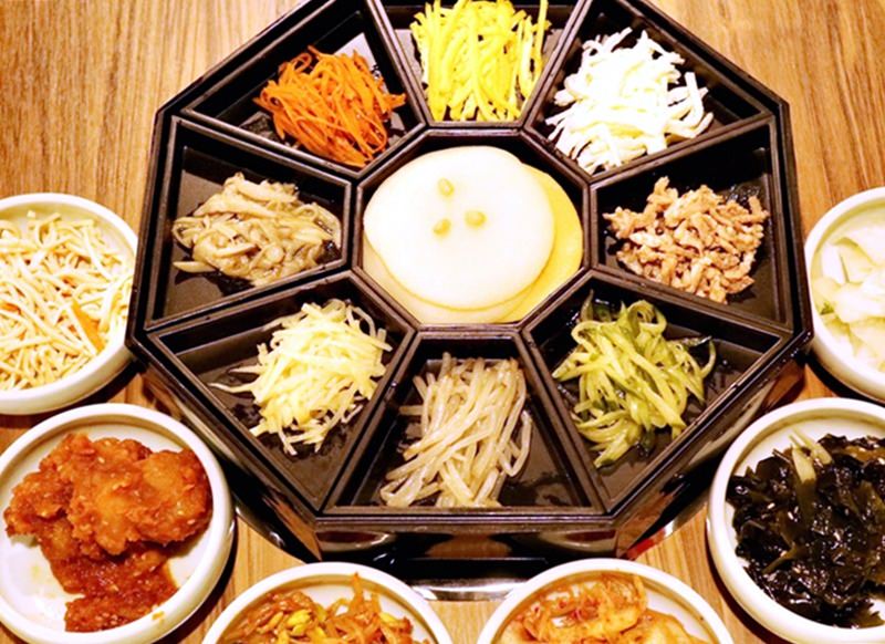 台中 | 新韓館 優雅韓風料理 宮廷傳統料理九節板 重現大長今餐桌