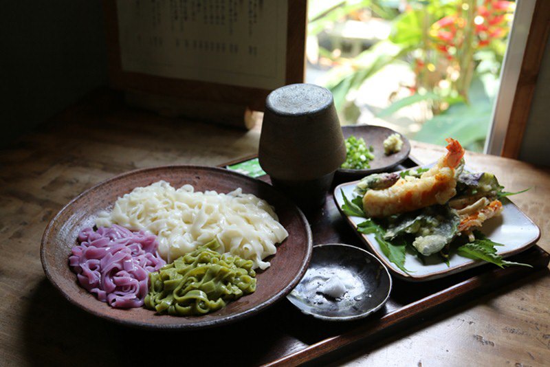 日本 石垣島 | 鍵 手打三色麵 當地人獨享秘境料理